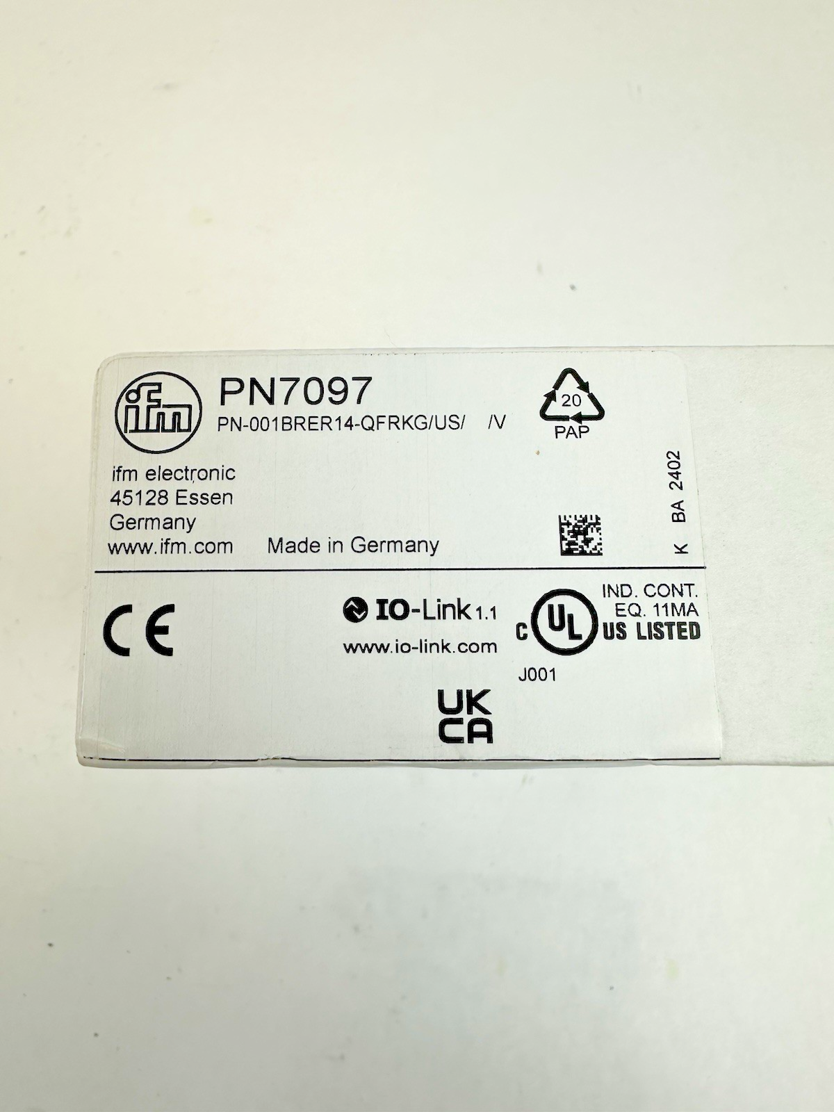 IFM PN7097, PRESSURE SENSOR W/ DISPLAY, PN-001BRER14-QFRKG