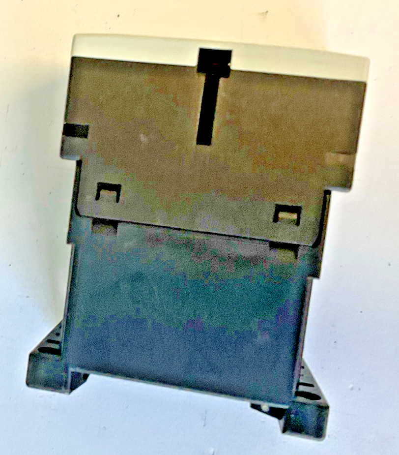 SIEMENS 3ZX1012-0RH11-1AA1 CONTACTOR 690V 50HZ ***LOTOF3***