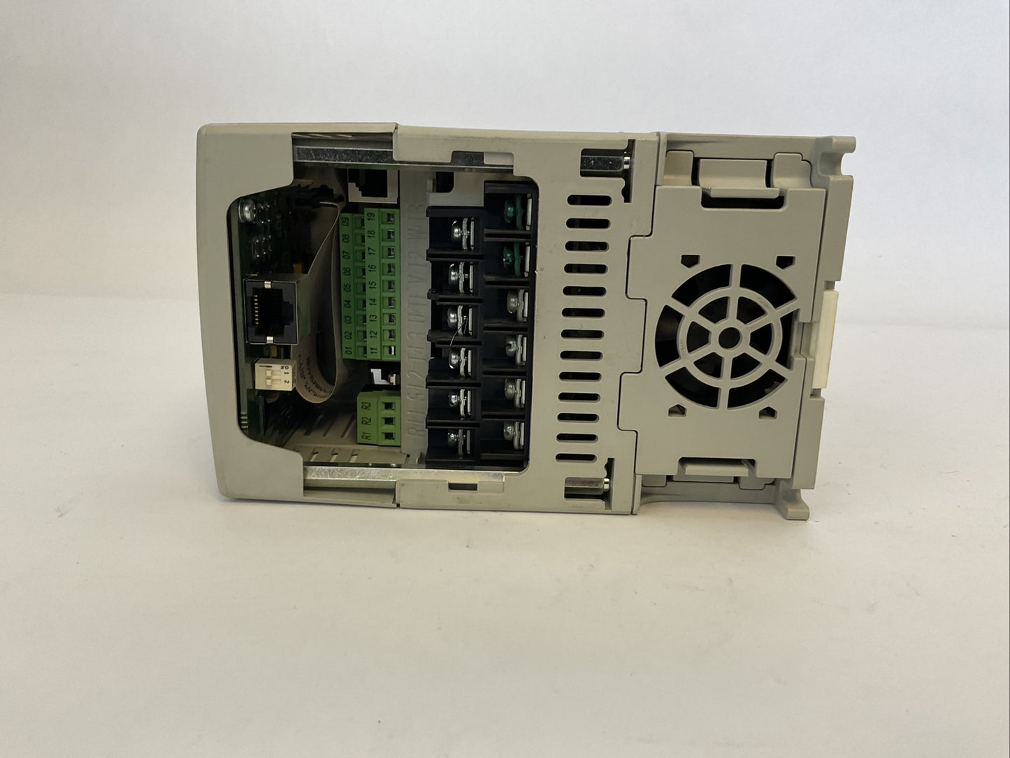 ALLEN BRADLEY 22D-D2P3N104 SER A FRN 2.01 AC DRIVE OUTPUT 0-460VAC
