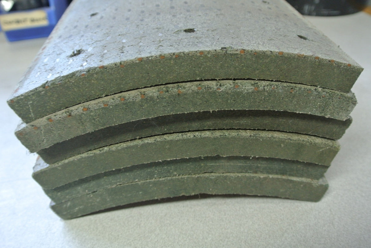 AMERICAN BRAKEBLOK W-19043 64 HEAVY EQUIPMENT BRAKE BLOCK NEW SURPLUS 52-42-5425