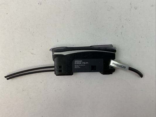 OMRON E3NX-FA11 PHOTOELECTRIC SENSOR 10-30VAC