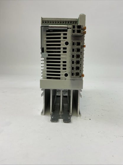 LENZE E82EV751-4C INVERTER OUTPUT 0-400/500VAC 2.4/1.9A 0.75kW/1HP D-31855