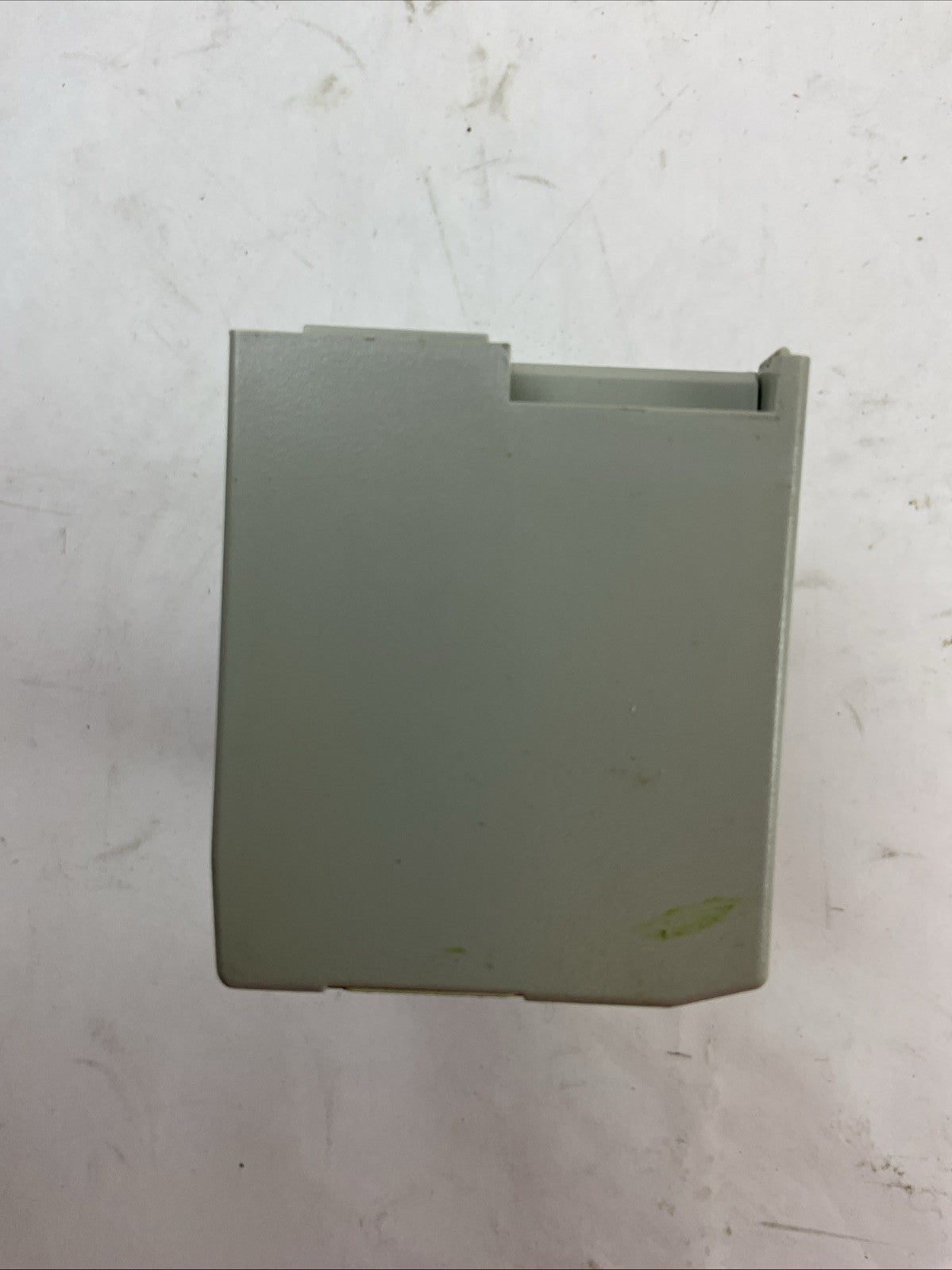 ALLEN BRADLEY 1794-OB16P SER A REV B01 F/W REV BLANK 24VDC SOURCE OUTPUT MODULE