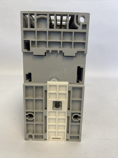 ALLEN BRADLEY 25B-D2P3N104 POWER FLEX 525 AC DRIVE FRN 4.001 SER A OUTPUT 2.3A