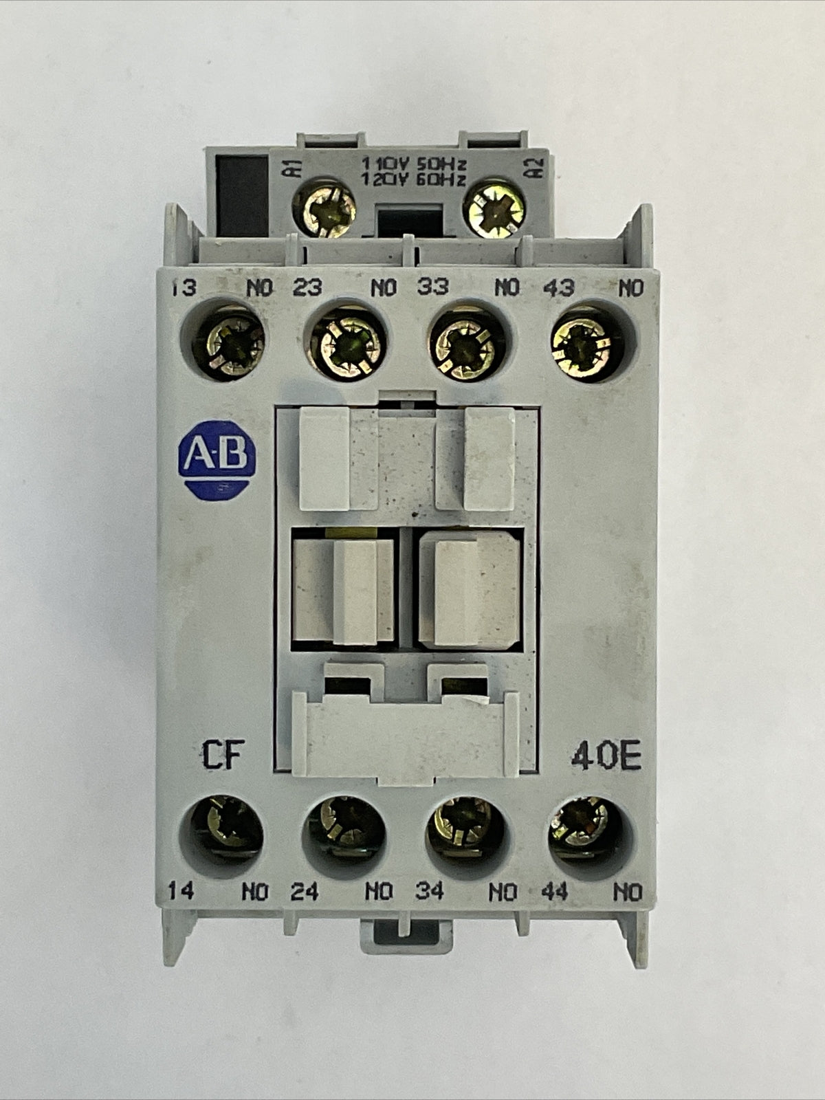 ALLEN BRADLEY 700-CF400* SER A CONTACTOR 600VAC 25A COIL 120V 60HZ 100-FSV136