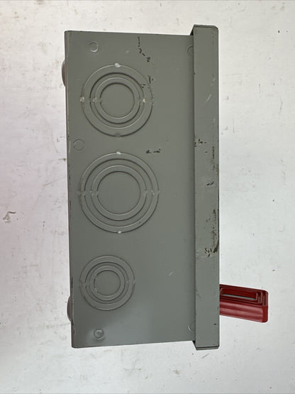 GE THN3361 MODEL 10 SAFETY SWITCH 30A 600VAC 3PH 30HP 250VDC 5HP NON-FUSIBLE
