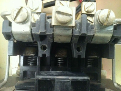 ALLEN BRADLEY SIZE 1 COMBINATION STARTER 872238 SIZE 1 BUL.713 SER. K STARTER