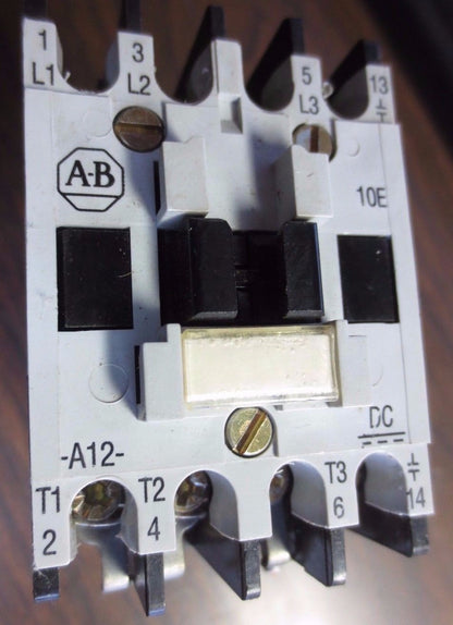 ALLEN-BRADLEY 100-A12NZ*3, Ser. B - CONTACTOR  600V 1/2-10HP