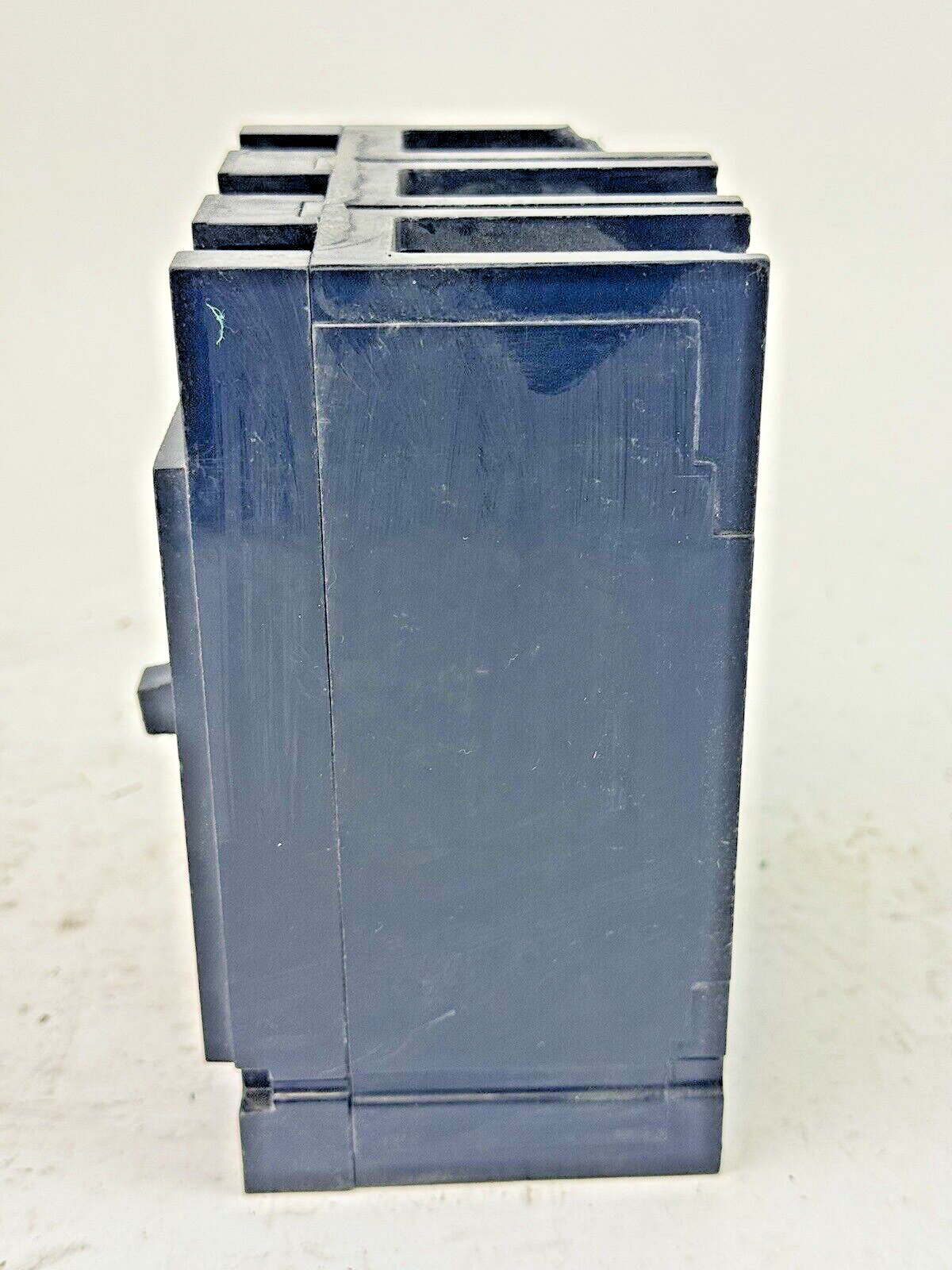CUTLER-HAMMER - EC3050 - CIRCUIT BREAKER - 50 A, 240 VAC, 3 POLE