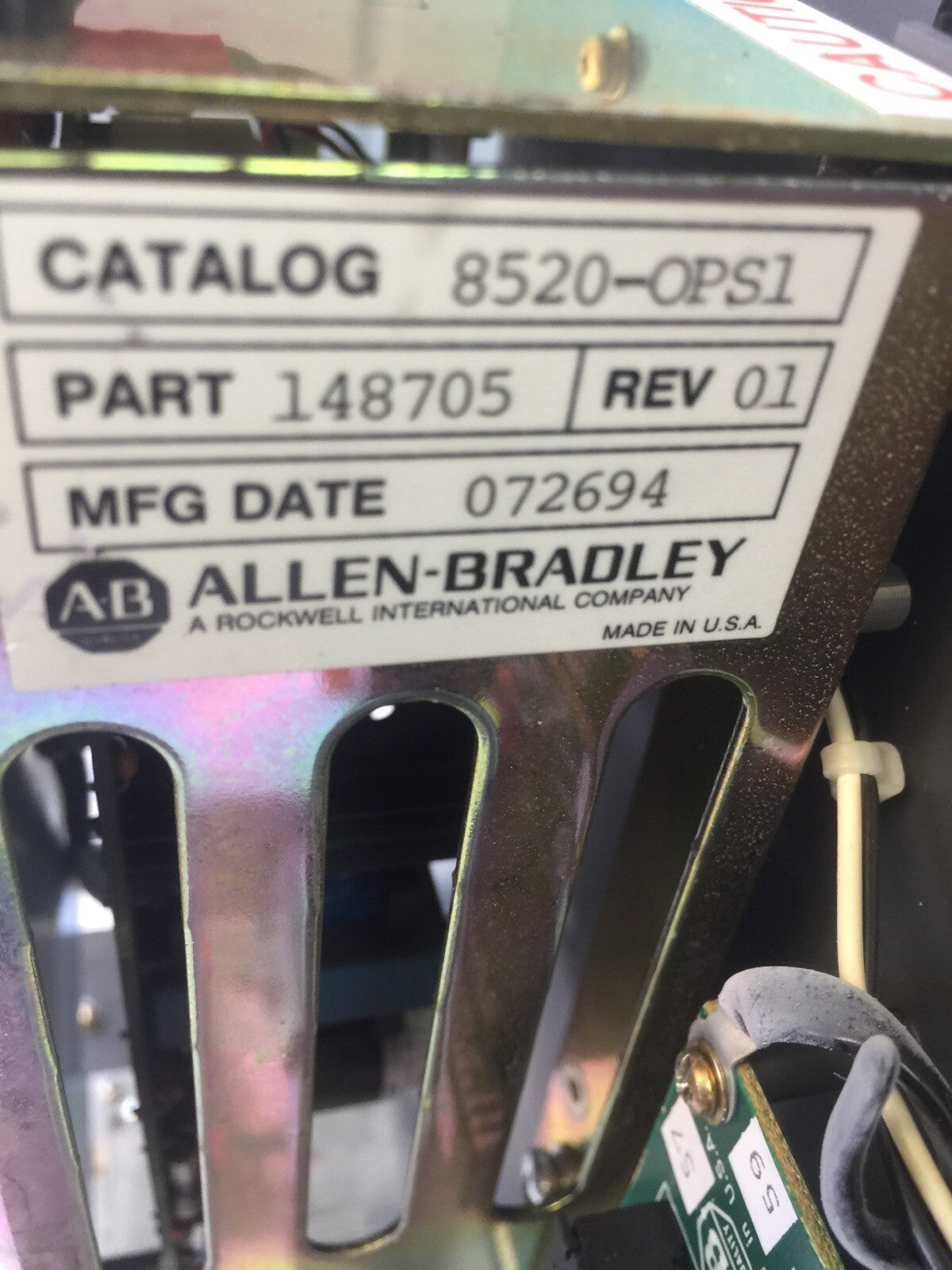 ALLEN BRADLEY 8520 VOP 9/SERIES COLOR OPERATOR PANEL REV 01