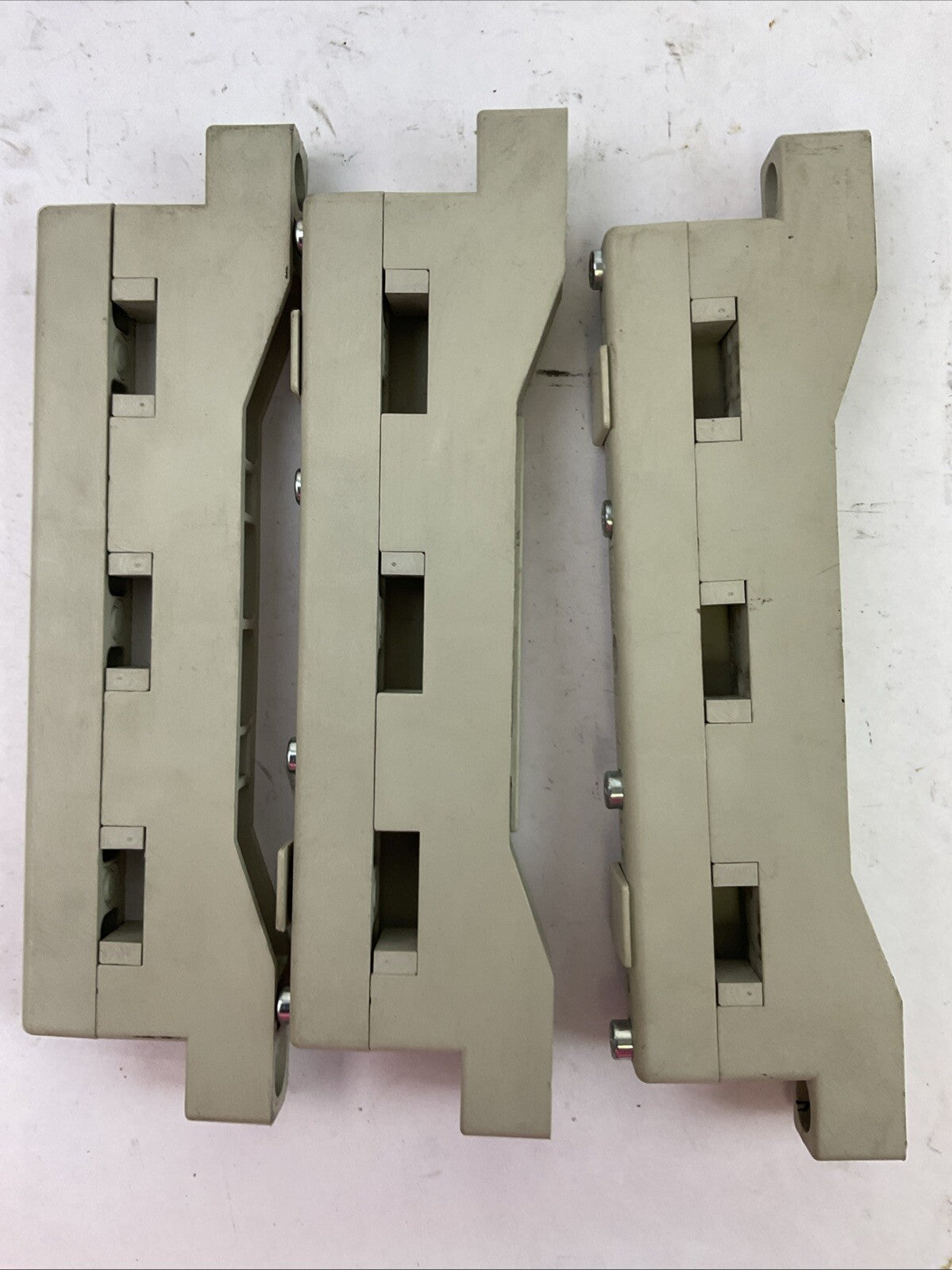 RITTAL SV 3000 BUS BAR HOLDER (LOT OF 3)