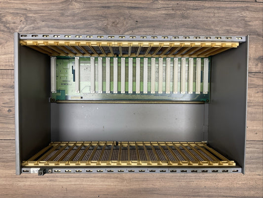Siemens Simatic Chassis Model 505-6516