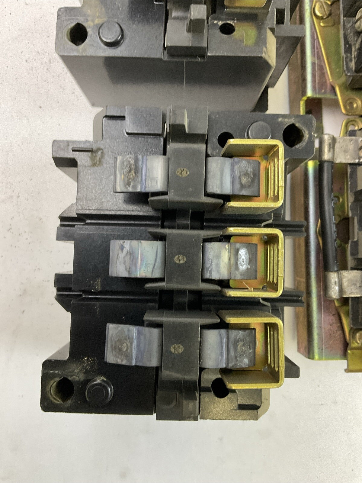 SQUARE D 8702SD02 REVERSING CONTACTOR SER A 600V 25HP 31063-409-38 COIL 120V 60H