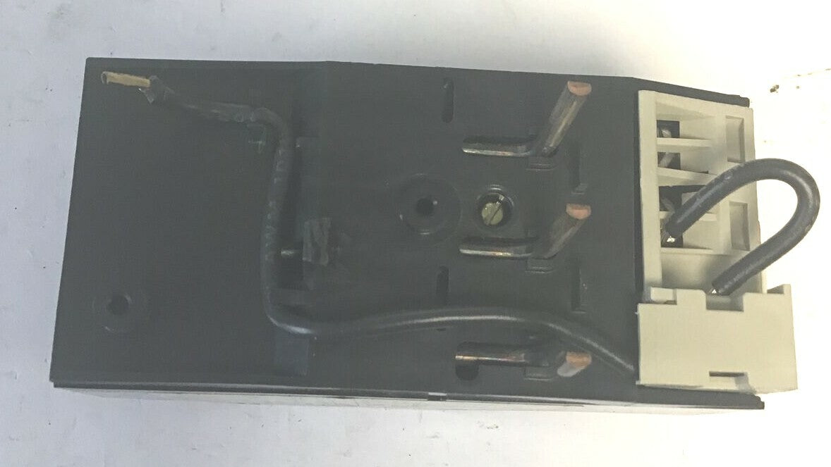 SIEMENS 3UA5400-1J 6,3-10A OVERLOAD RELAY 600VAC