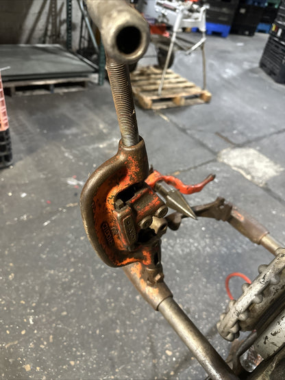 RIDGID 300 PIPE THREADER