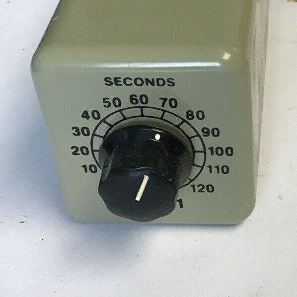 EAGLE SIGNAL CG421A6 120V/60HZ TIME DELAY RELAY 120SEC.