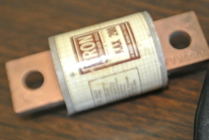 BUSS / BUSSMANN KAX200 RECTIFIER FUSE / 200A / 250V / NEW SURPLUS