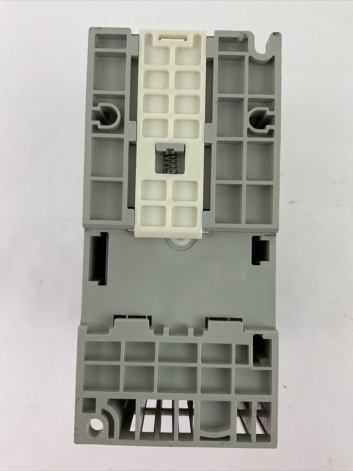 ALLEN BRADLEY 25B-D1P4N104 AC DRIVE FRN 4.001 SER A OUTPUT 0-460VAC