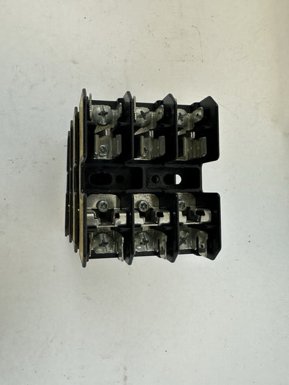 BUSS BC6033SQ 30A 600V FUSEHOLDER LOT OF 4