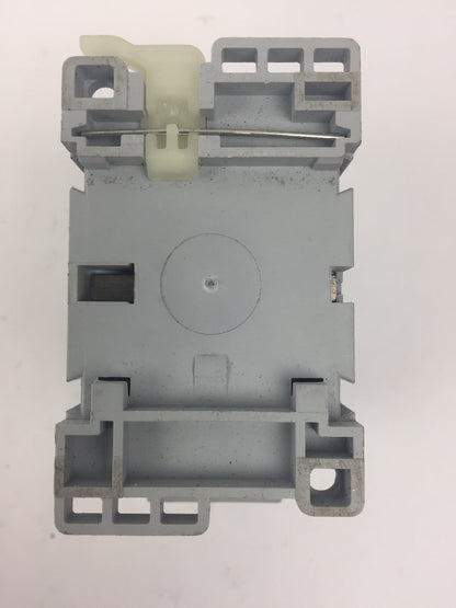 ALLEN BRADLEY 700-CF400* CONTACTOR SER A 600VAC COIL 120V 60HZ 110V 50HZ
