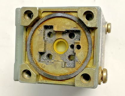 SQUARE D B54C LIMIT SWITCH SER.A 10A 720VA 600VAC ***LOTOF2***