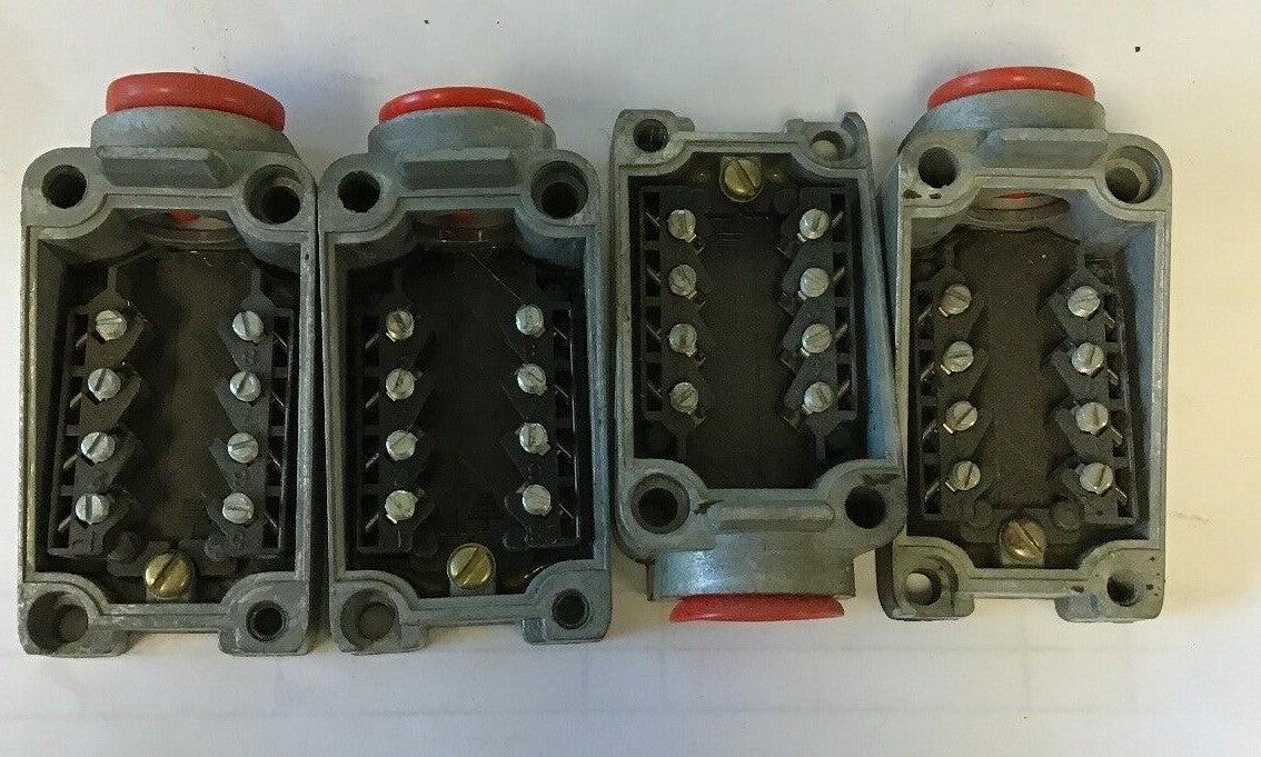 R.B. DENISON C4B BASE FOR LOXSWITCH LIMIT SWITCH***LOTOF4***