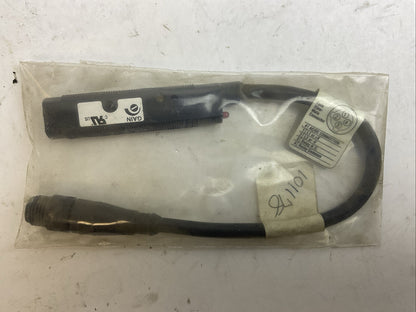 CUTLER HAMMER 14150AD04 PRISM SERIES SER A1 20-132VAC 10-30VDC PHOTOELECTRIC