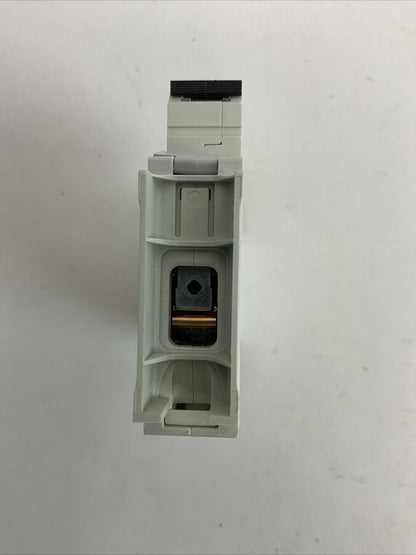 SIEMENS 5SJ4 118-7HG41 MINITURE CIRCUIT BREAKER 15AMP 240VAC 1POLE
