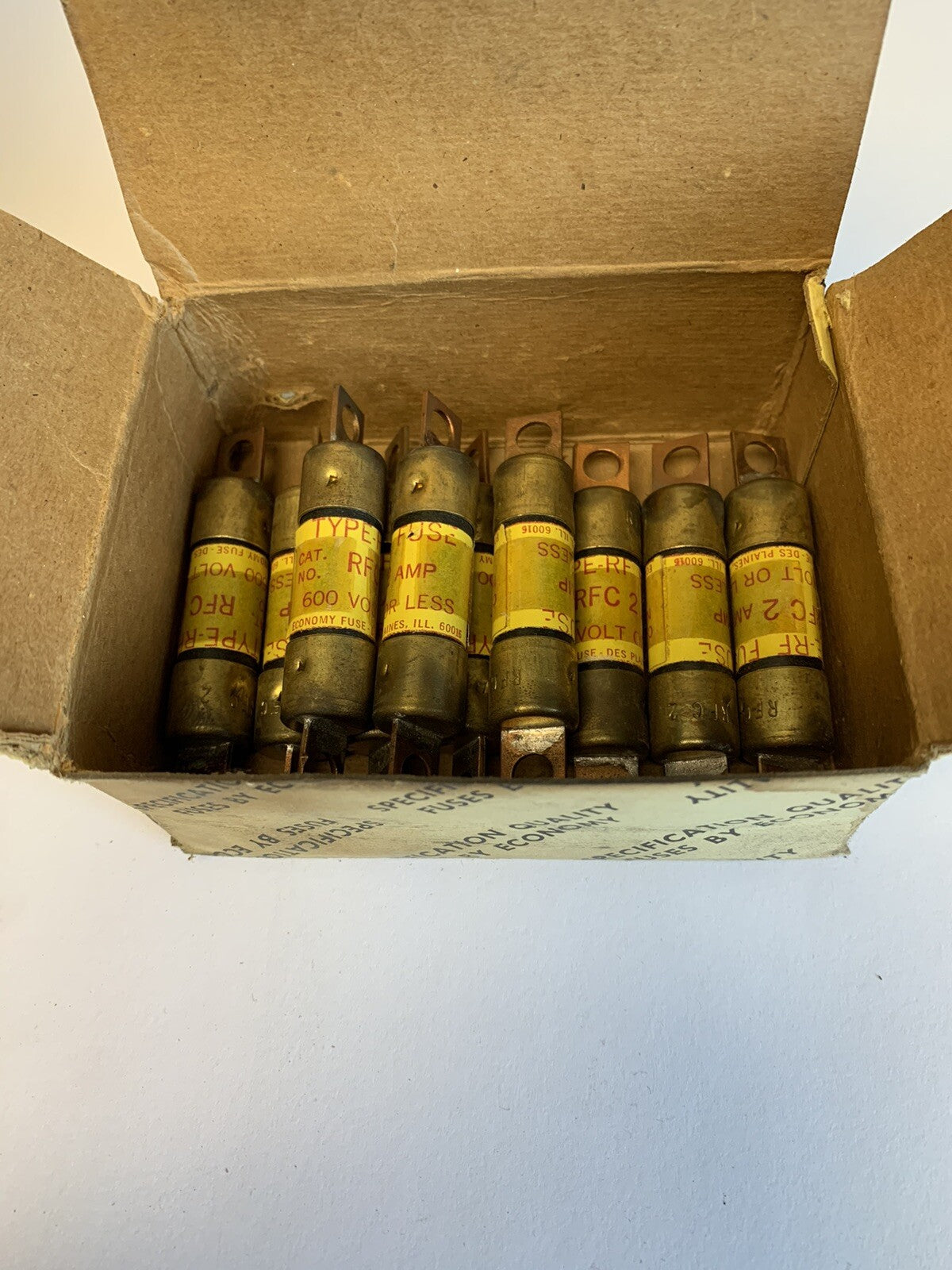 Economy Fuse RFC2 2A 600V Fuse "Lot of 10"