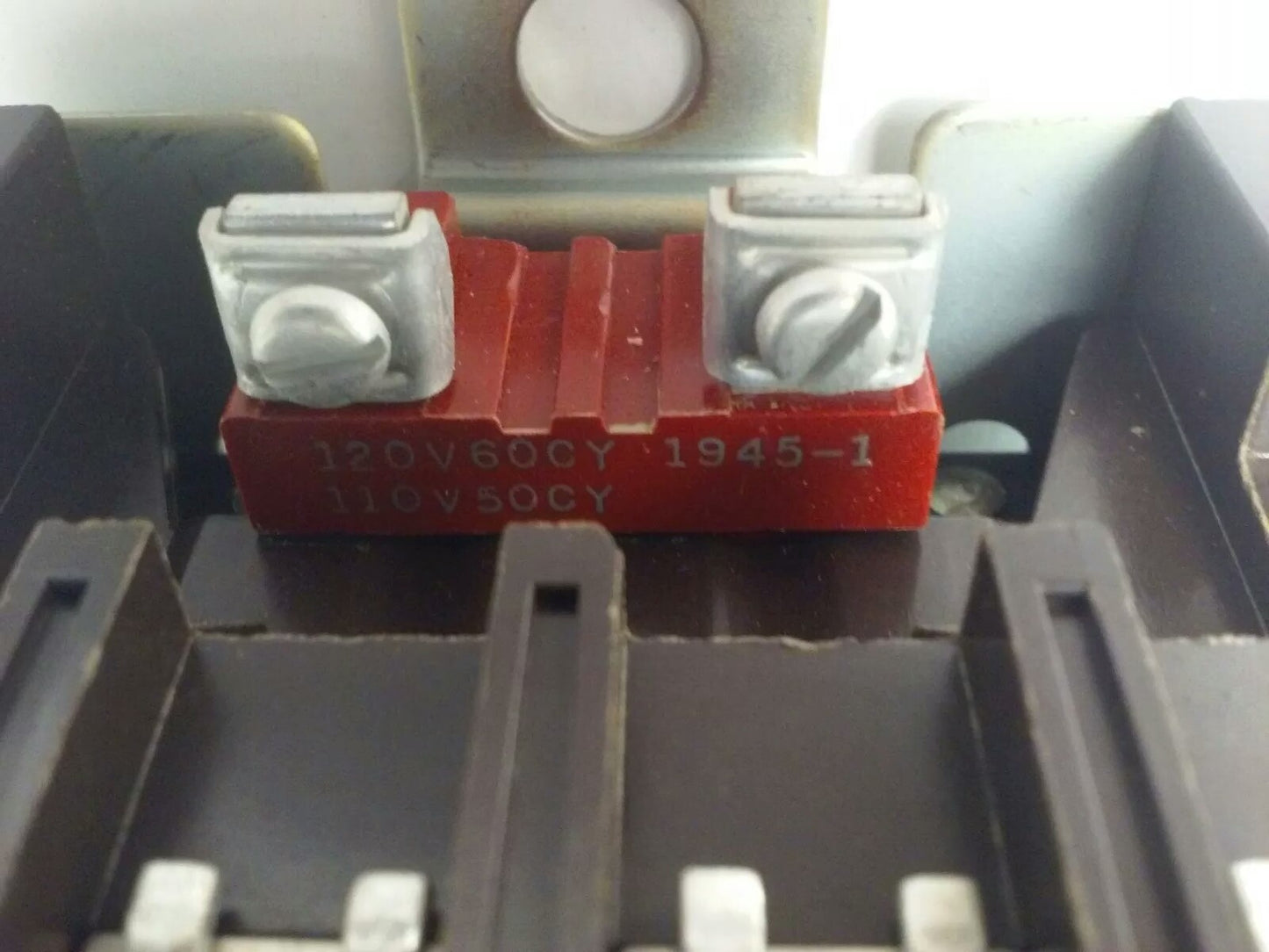 CUTLER HAMMER C10AN3A MAGNETIC CONTACTOR W/O INTERLOCK, 120V 60HZ COIL, C10AN3