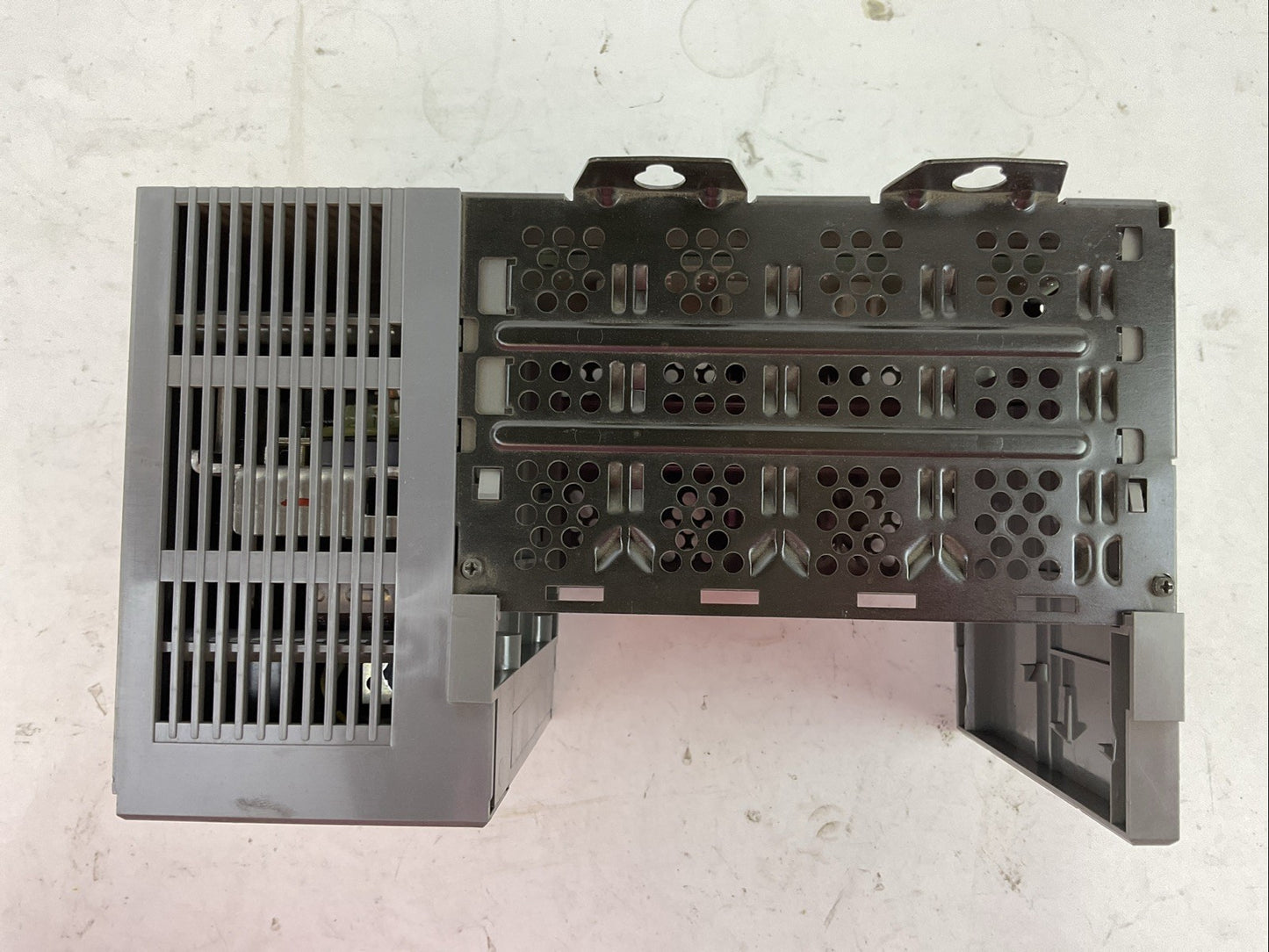 ALLEN BRADLEY 1746-P2 SER C POWER SUPPLY OUTPUT 5A 5VDC 1746-A4 4-SLOT RACK