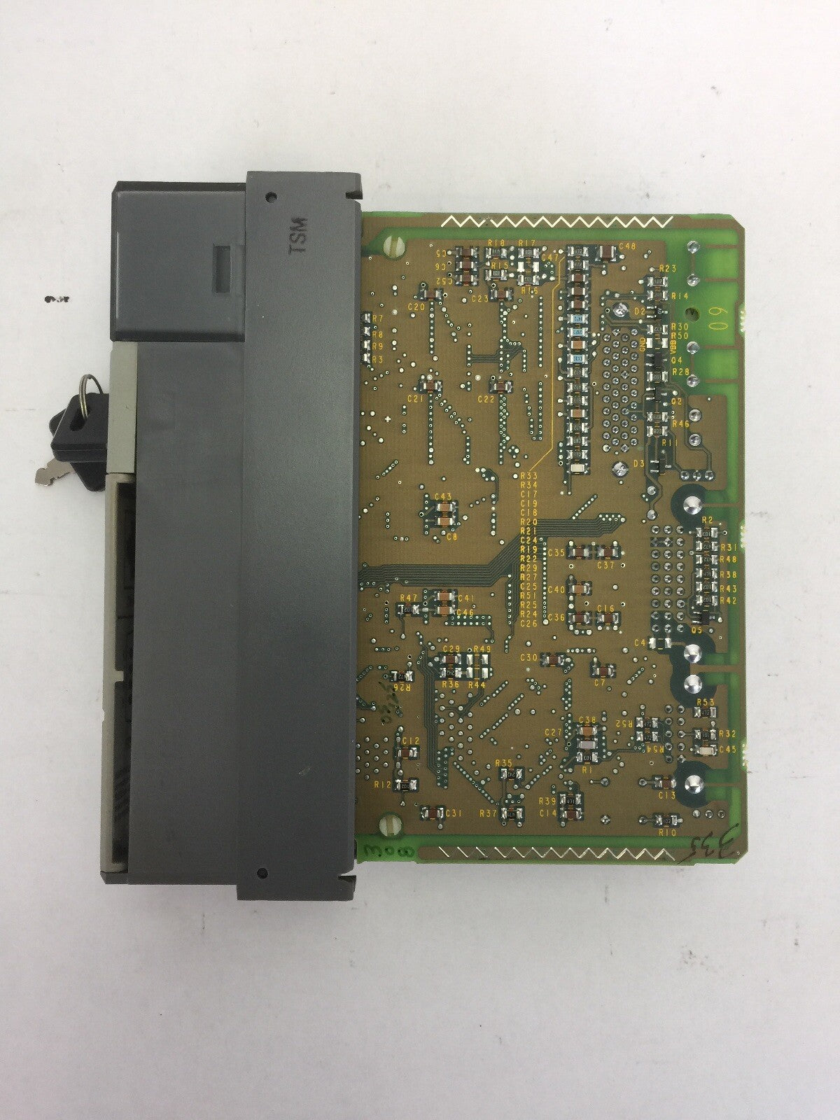 ALLEN BRADLEY 1747-L532 PROCESSOR UNIT 24VDC SER D PROC REV 4  1747-OS302 SER B