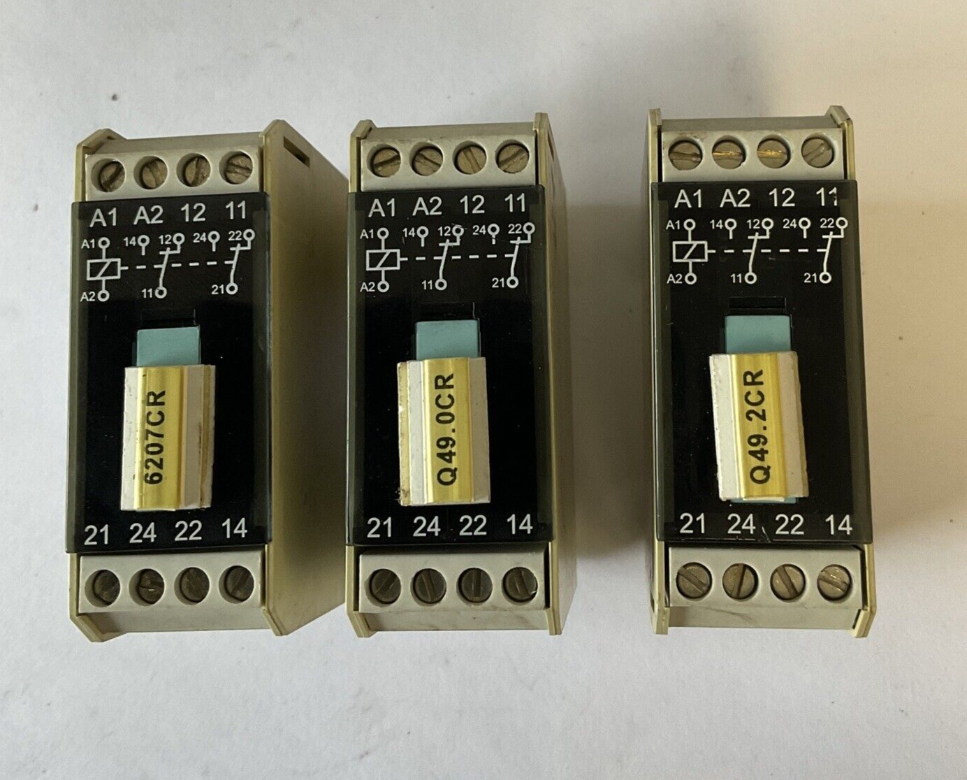 SIEMENS 3TX7002-1FB02 RELAY 230V 3A ***LOTOF3****