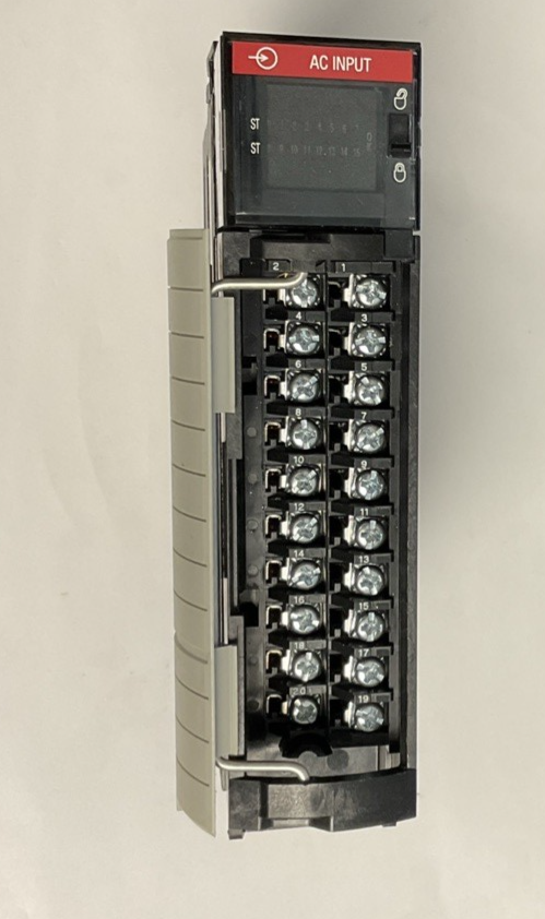 ALLEN BRADLEY 1756-IA16/A 120VAC 16PT AC INPUT MODULE 1756-IA16 SER.A