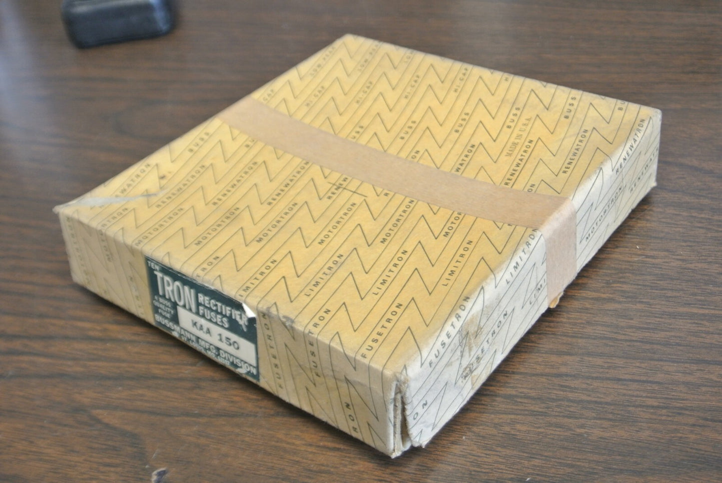 BUSSMANN / TRON KAA150 RECTIFIER FUSE / 150A / 130V / NEW SURPLUS / EACH