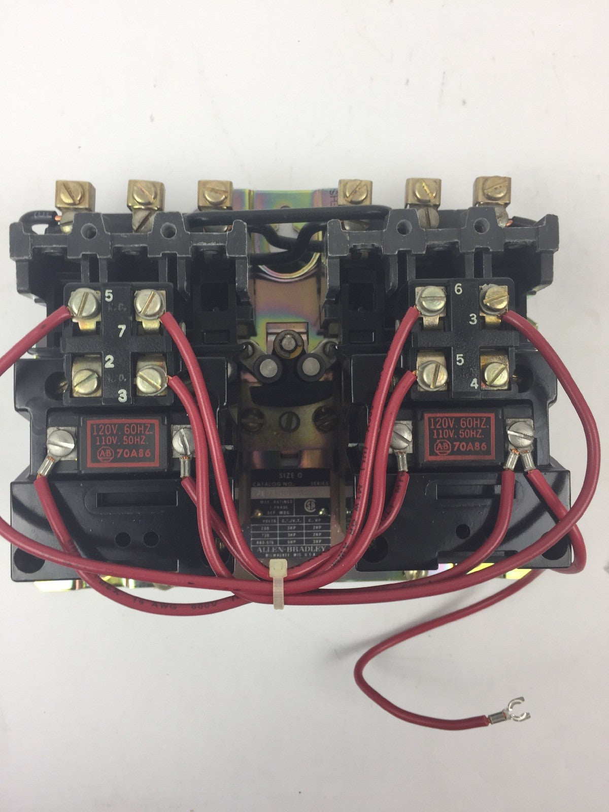 ALLEN BRADLEY 715X-A0D3000 TWO SPEED STARTER SIZE 0 PHASE 3 120V 60HZ NO CONTACT