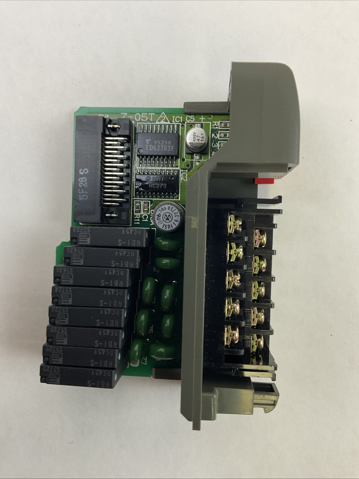 KOYO / AUTOMATIONDIRECT Z-8TR1 OUTPUT RELAY ***MISSING PLASTIC COVER***