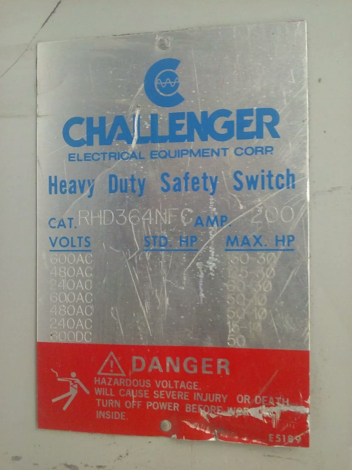 CHALLENGER RHD364NFC NON-FUSIBLE SAFETY SWITCH, 200A, 600V, 3PH, 150HP, TYPE 3R