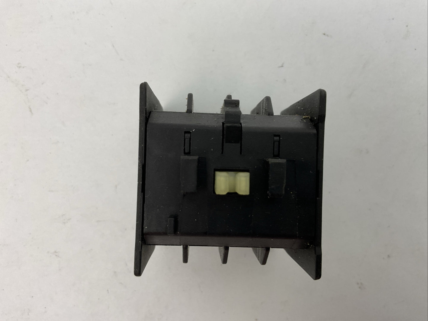 SIEMENS 3RH1911-1FA11 AUXILIARY CONTACT BLOCK 10A 240V GEN. USE (LOT OF 3)