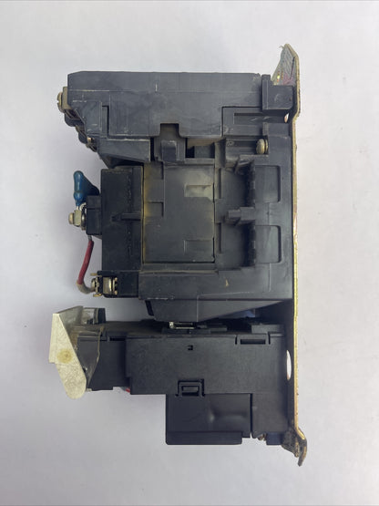 ALLEN BRADLEY 509-BOD-A2D SER B SIZE 1 STARTER 27A 600VAC 10HP 592-A2DA 1-2.9A