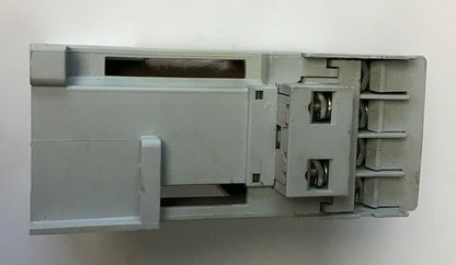ALLEN BRADLEY 100-C12D*400 CONTACTOR SER,A 690V 32A 600VAC COIL 24VDC