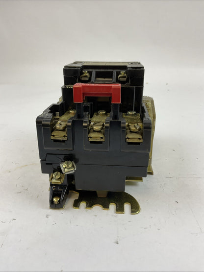 SQUARE D 8536SBG2 SIZE 0 STARTER 600VAC 5HP B4.85 HEATERS 31041-400-42 COIL 120V