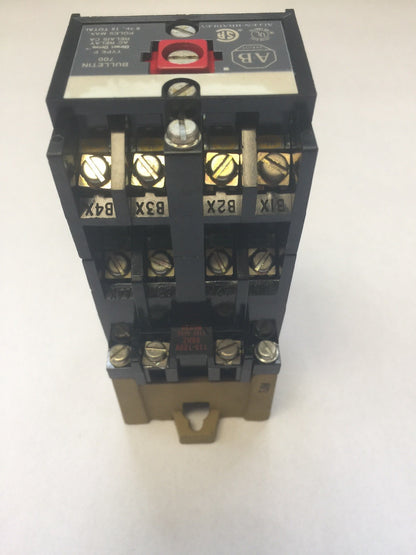 ALLEN BRADLEY 700-P800A1 AC RELAY 115-120V 60HZ 110V 50HZ SER B