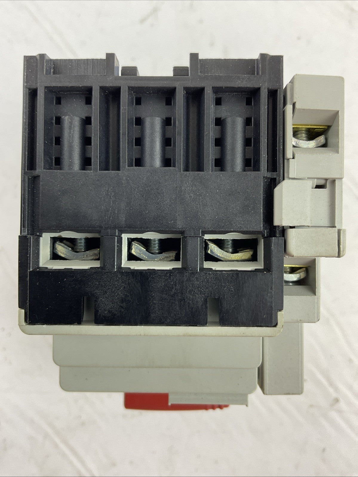 ALLEN BRADLEY 140M-C2N-B25 SER D MOTOR PROTECTOR 2.5A 140M-C-A SER A 600VAC