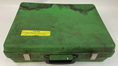 GREENLEE 7306 HYDRAULIC KNOCKOUT PUNCH-DRIVER SET W/PUNCHES AND DIES FOR