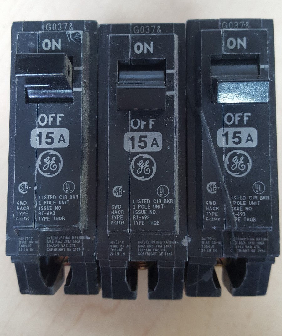 GE THQB1115 1 POLE 15 AMP CIRCUIT BREAKER THQB BOLT-ON lot of 3