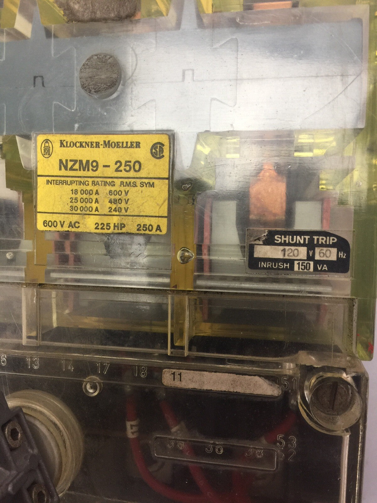 KLOCKNER MOELLER NZM9-250 CIRCUIT BREAKER 600VAC 225HP 250A ZM9-160-CNA THERMAL
