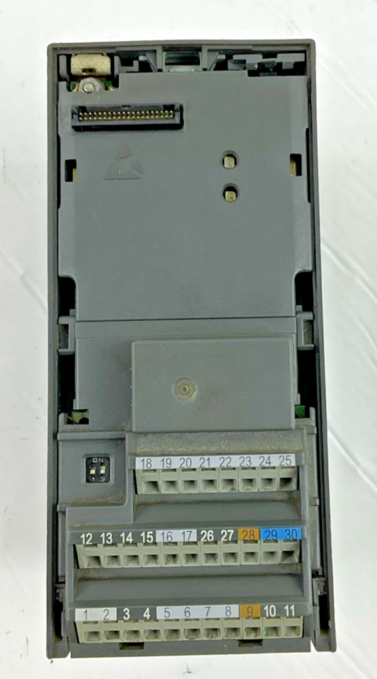 SIEMENS 6SE6440-2UD13-7AA1 FREQUENCY INVERTER MICRMASTER VER. G01/2.20
