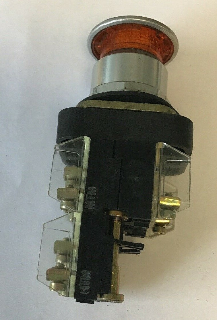 ALLEN BRADLEY 800T-QB24  PUSH BUTTON 24VAC/DC SERIES T