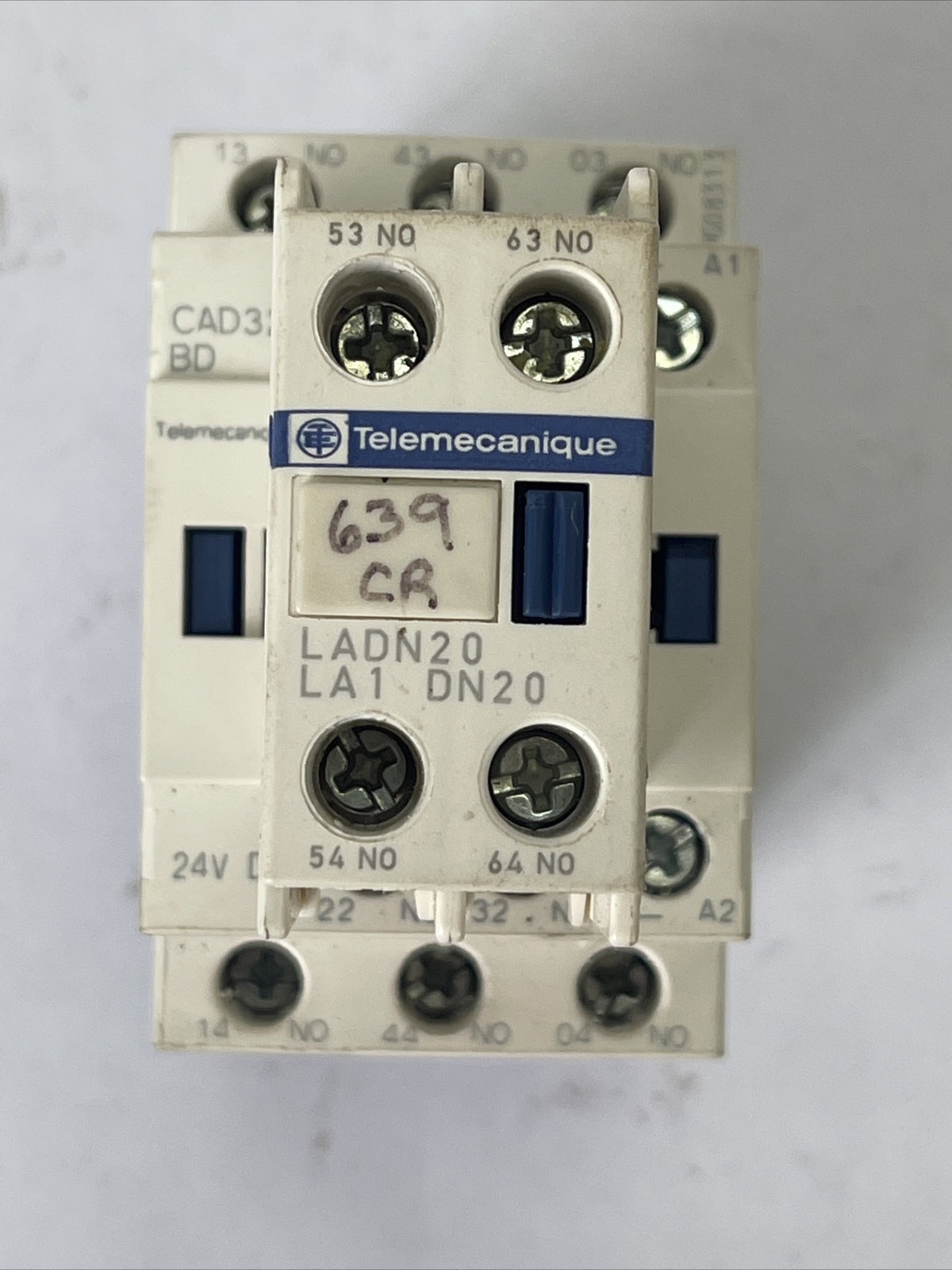 TELEMECANIQUE CAD32BD CONTACTOR 600VAC 10A COIL 24VDC LADN20 LAD4TBDL 5-24V